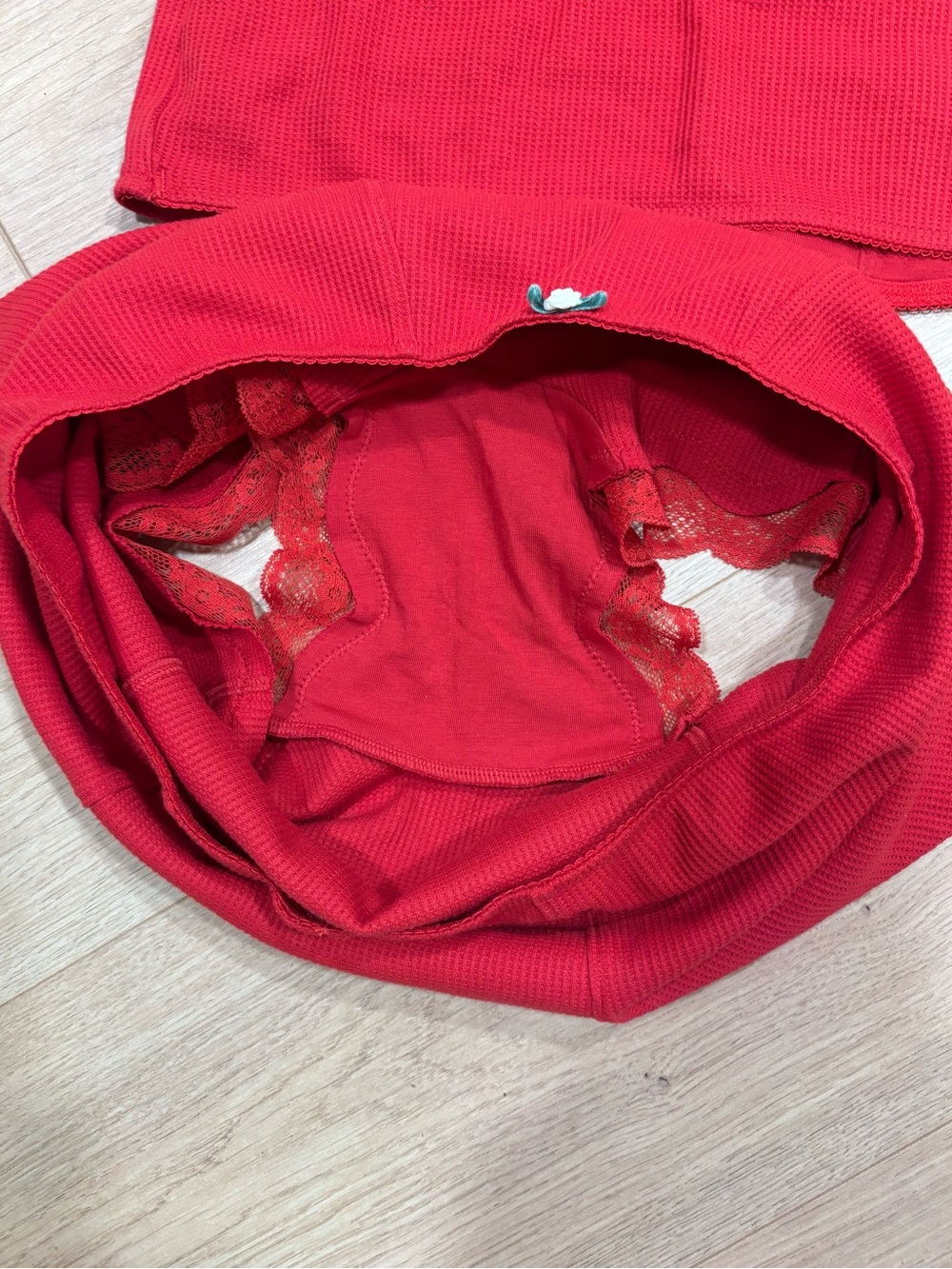 Colsie / target 2 pc Red Lace-Trim Cami and Short Sleep Set waffle knit  Sz L - Picture 4 of 5